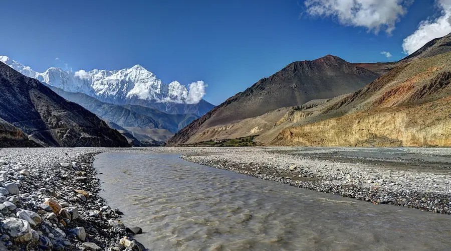 Beautiful view of mountain from kali gandaki gorge