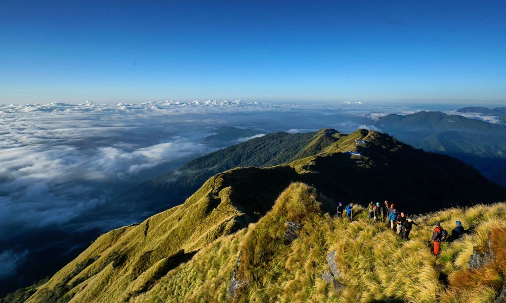 Mardi himal base camp itrail n autumn season 