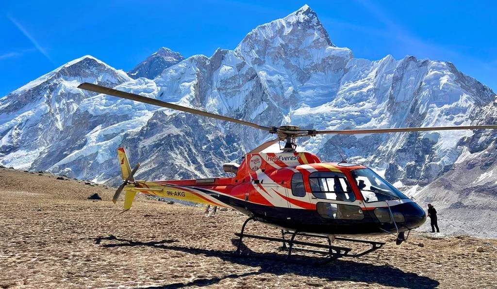 Everest base camp helicopter tour in Nepal