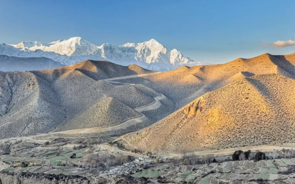 Upper mustang unpaved driving road