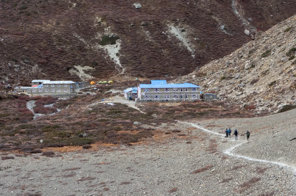 Teahouses on the trail to Tilicho lake