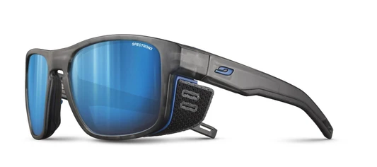 Trekking sunglasses for sunlight protection